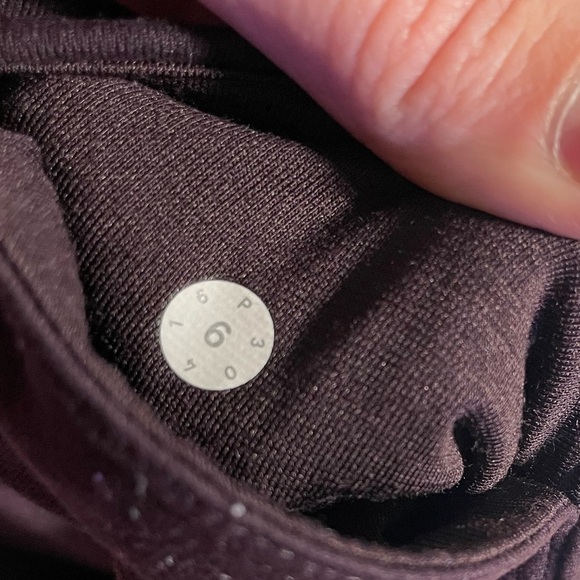 LULULEMON-Deep Breath Crop (21" )
Black Cherry - Picture 7 of 7